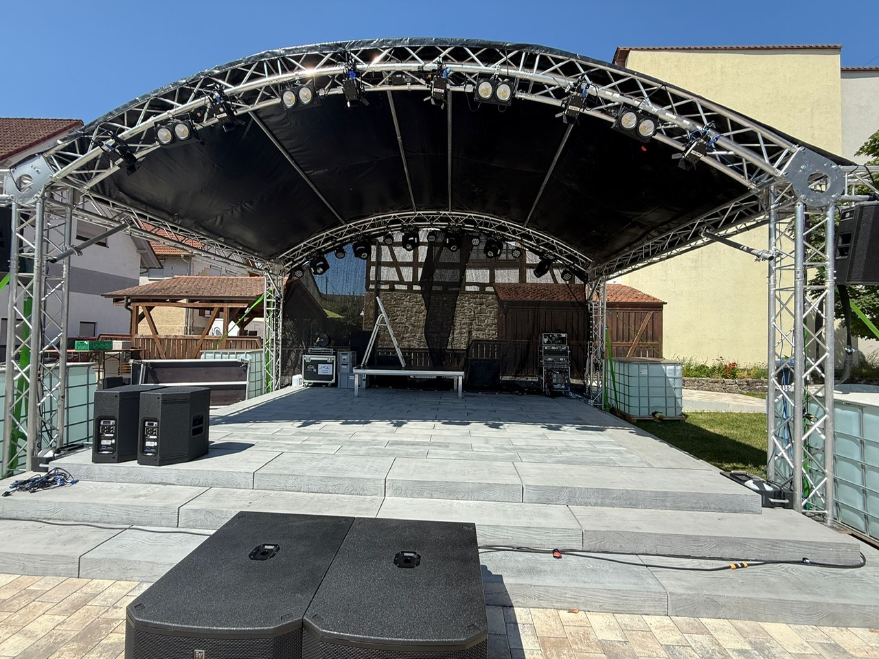 Rundbogenbühne Sinsheim Bild 2