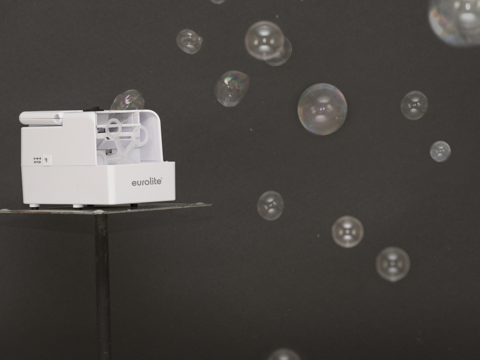 Eurolite B20 Seifenblasenmaschine mieten